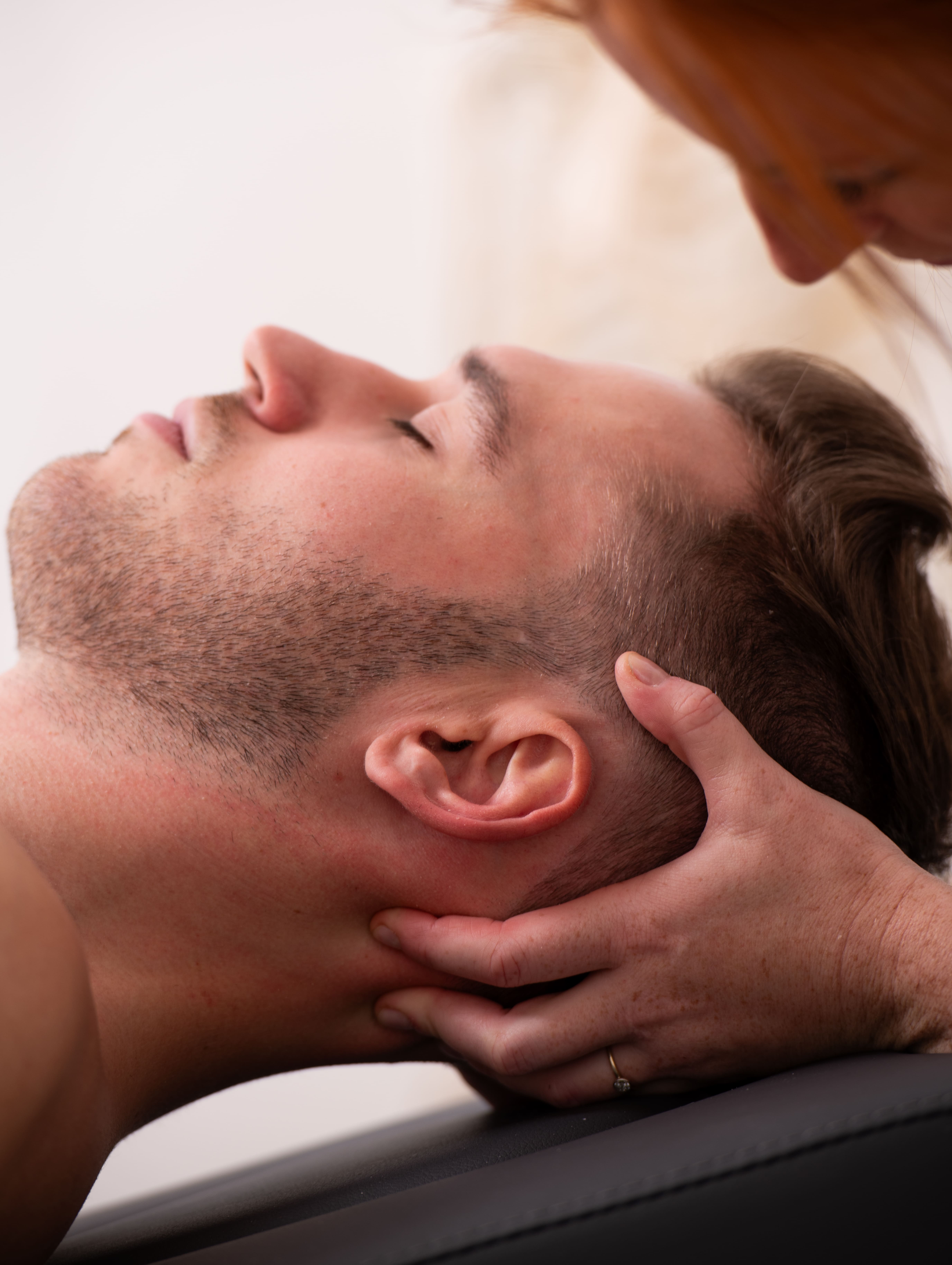 nek en hoofdmassage - hoofdpijn